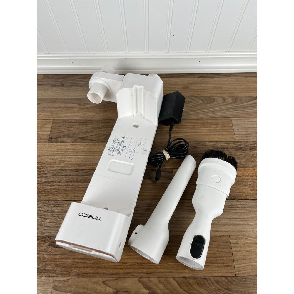 Tineco CHARGING DOCK WALL MOUNT HANG w PLUG for VS180100US